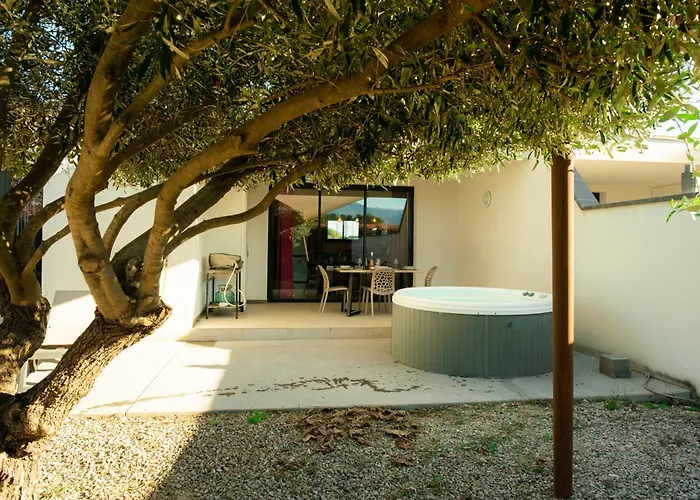 Domaine Saint Thomas *