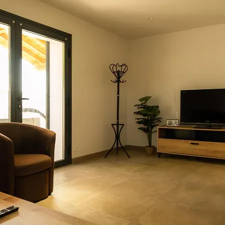 Domaine Saint Thomas Tatil Evi *