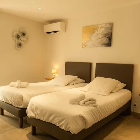 Domaine Saint Thomas بيت للعطل